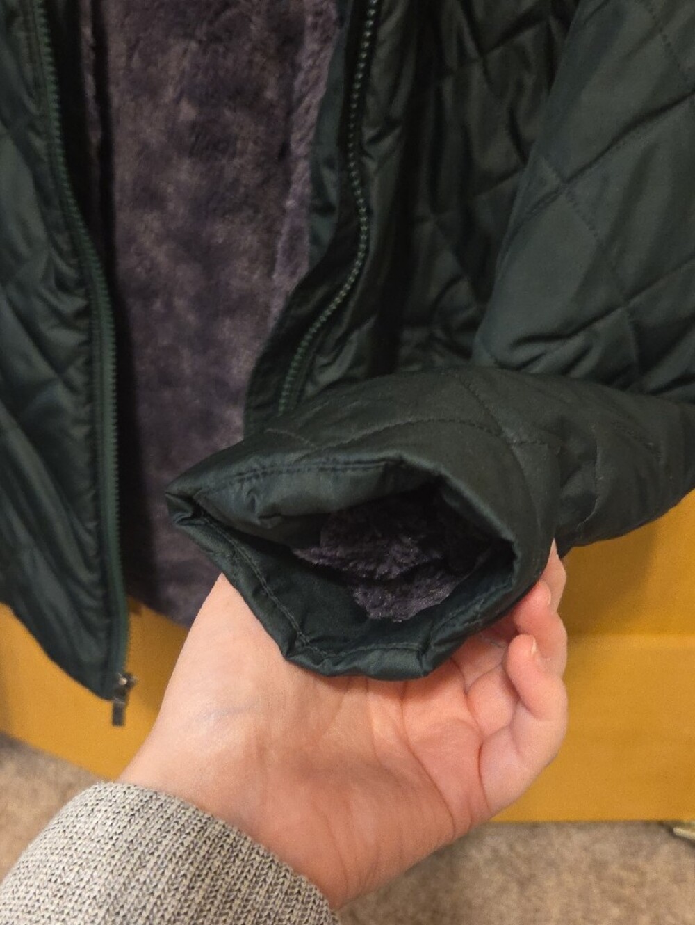 Women's Columbia Green Quilted Hooded Puffer Jacket - Picture 15 of 16